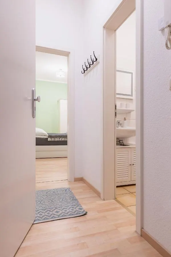 Greens - Ruhige Schoene 1Rwhg Gut Gelegen Mit Balkon Dresde Appartement