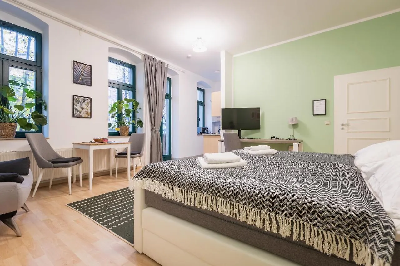 Appartement Greens - Ruhige Schoene 1Rwhg Gut Gelegen Mit Balkon Dresde